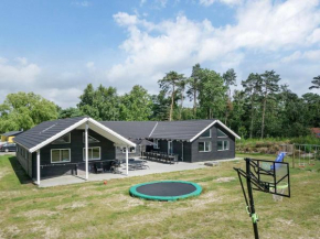 Charming Holiday Home in Nex with Swimming Pool, Nexø
